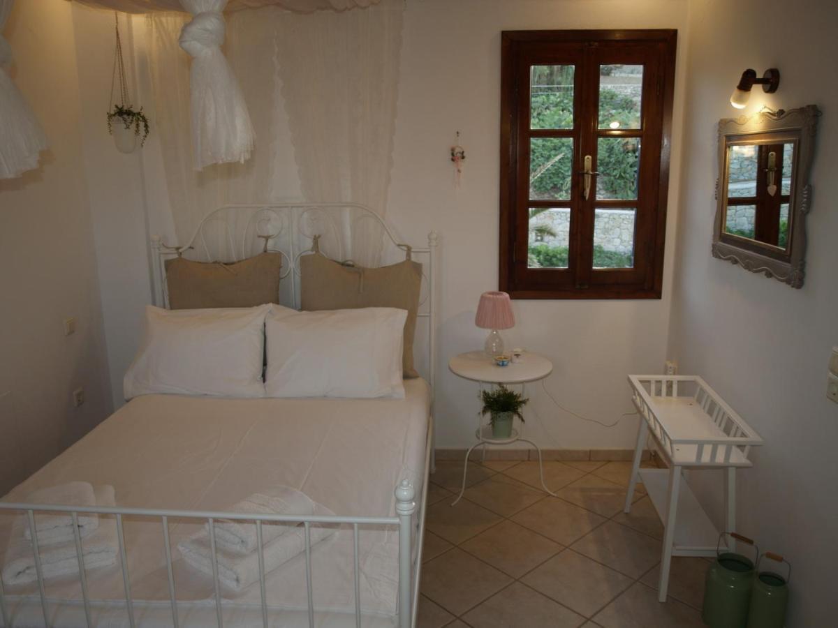 Ornos Seaside Blue Villas Buitenkant foto